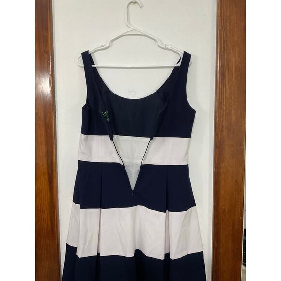 Lauren Ralph Lauren Sleeveless Fit & Flare Dress Pleated Navy Size 10 Medium - Picture 4 of 9